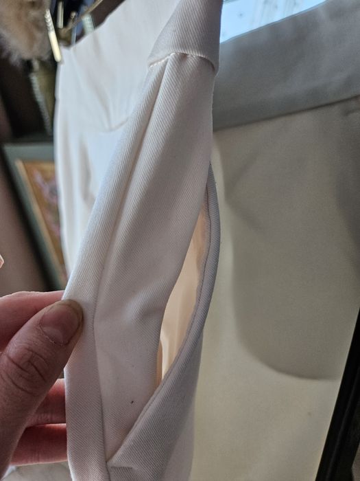 Eleganckie kremowe spodnie damskie H&M proste nogawki wysoki stan XS ś