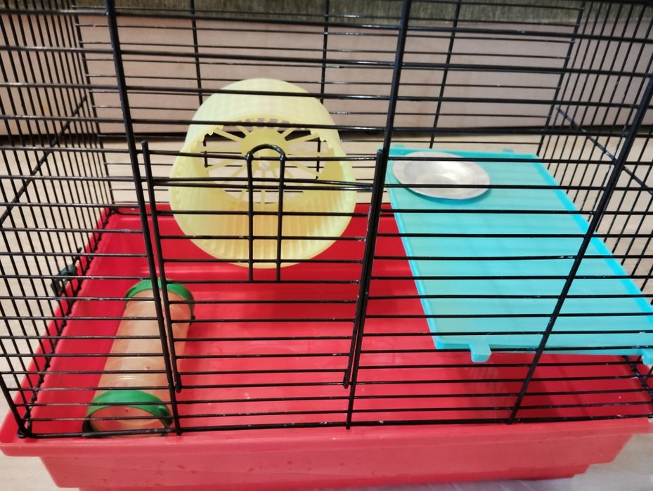 Клітка для домашніх улюбленців