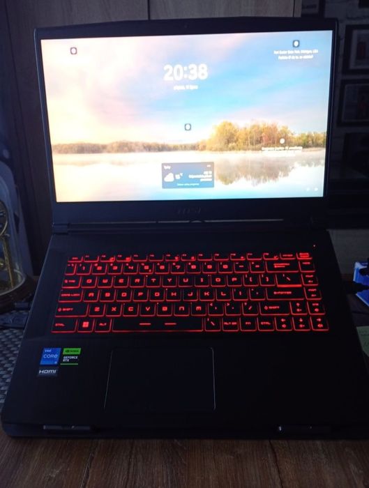 Laptop MSI RTX 4050/ i5-12450H/16GB RAM/512 SSD
