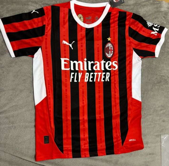 Camisola Principal FC Milan 25/26