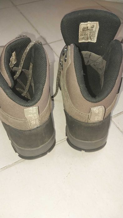 Ботинки  Jack Wolfskin 38размер.