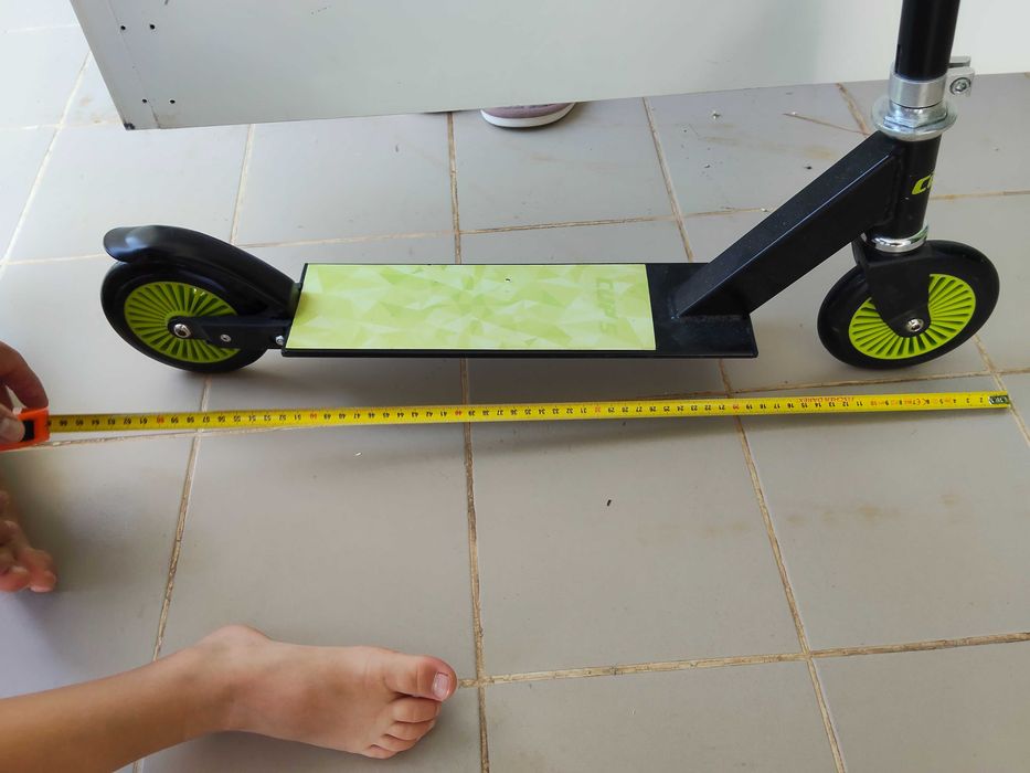 Dois Trotinetes bom estado