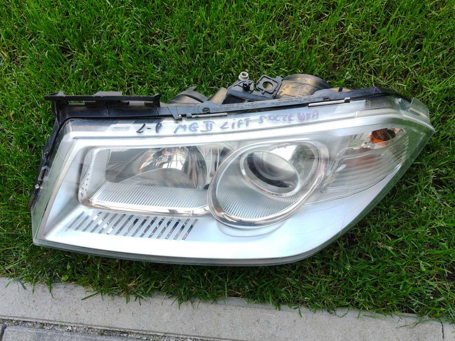 Renault Megane II Lift lampa lewy przód