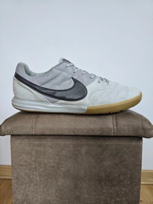 Buty piłkarskie Nike Premier II Sala rozm. 46 skórzane halówki halowe