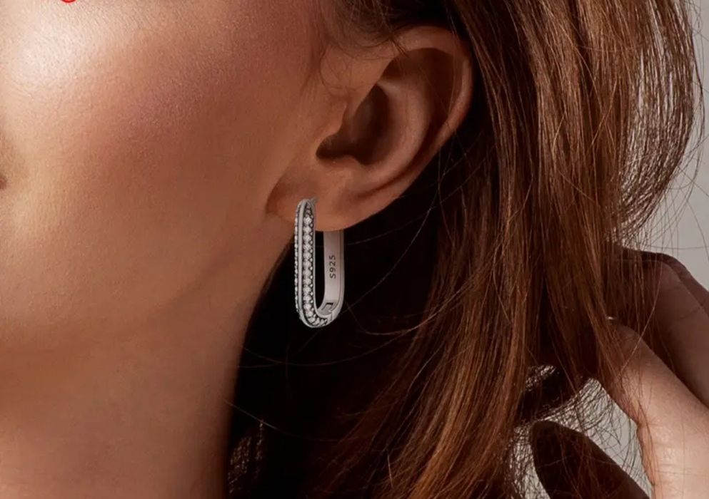 Вишукані срібні сережки 925s проби серебро