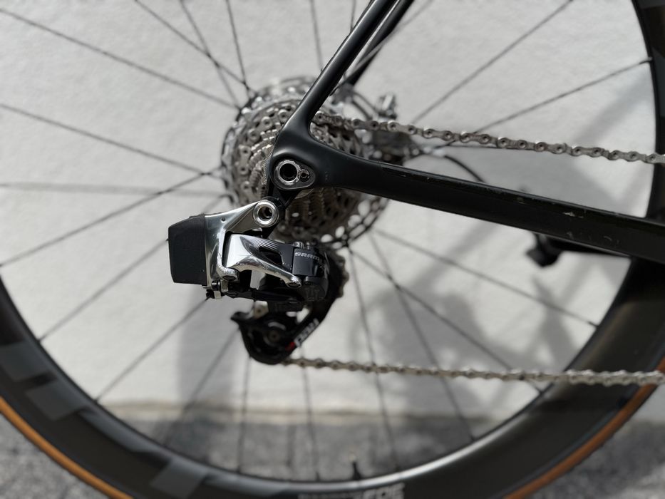 Canyon Ultimate CF SLX, Sram RED, ZIPP 303S