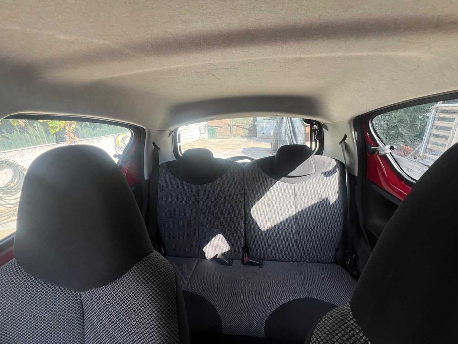 Venda Toyota Aygo 2012