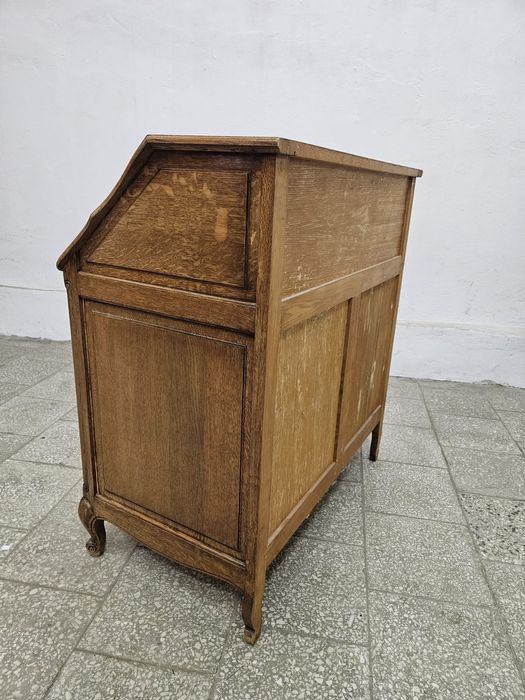 Ładny francuski sekretarzyk ludwikowski /