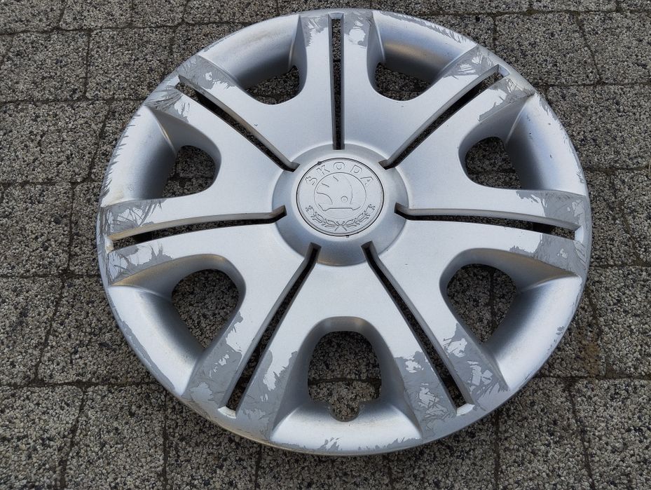 Kołpak Skoda 14" 5J0-147F pojedyncza sztuka oryginalny