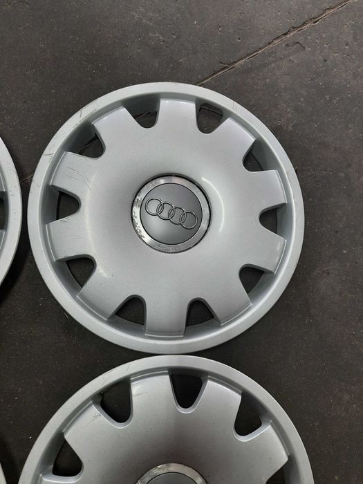 (82) Kołpaki 16" - Audi