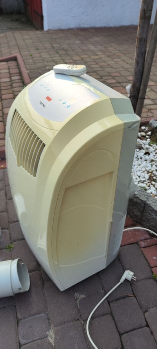 Klimatyzacja przenośna+Rura i pilot