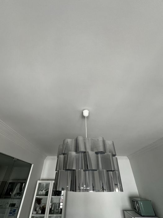 Candeeiro cinza IKEA