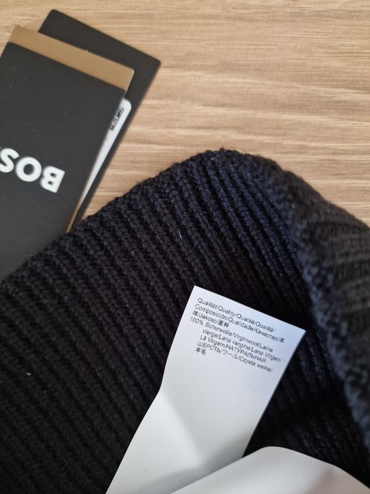 Czapka zimowa Hugo Boss czarna