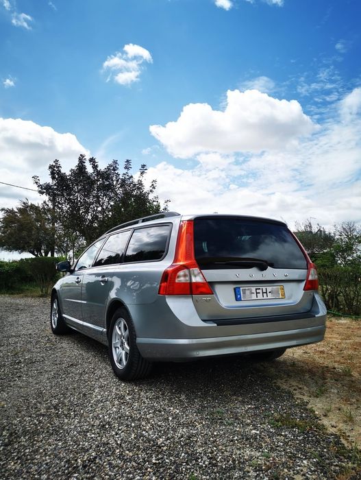 Volvo V70 2.0 2008 — photo 2