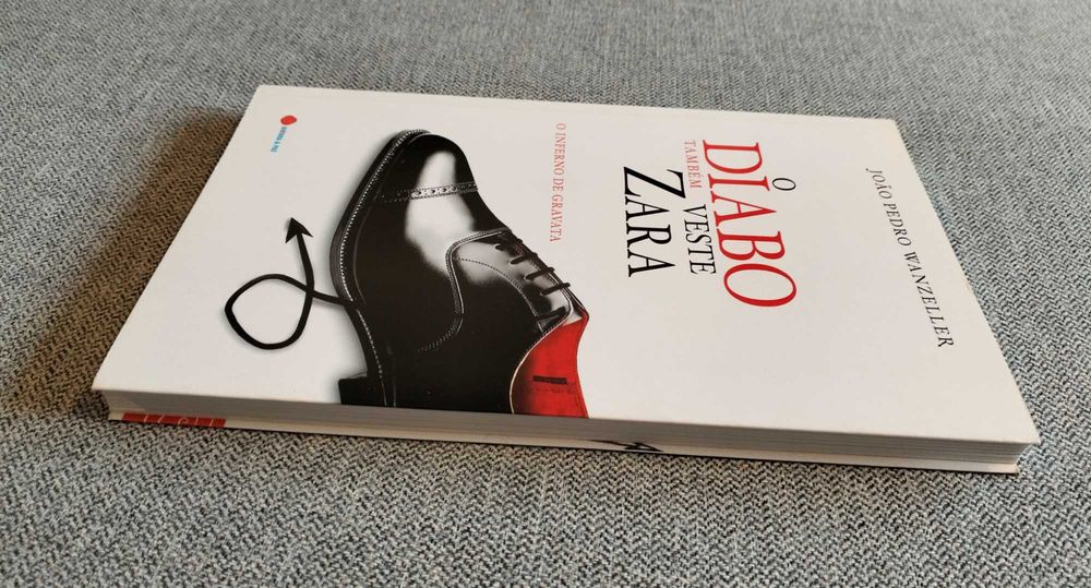 Livro "O diabo também veste Zara" de João Pedro Wanzeller