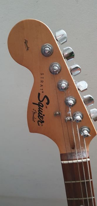 Squier Strat (Fender) Affinity Series446158732337489923