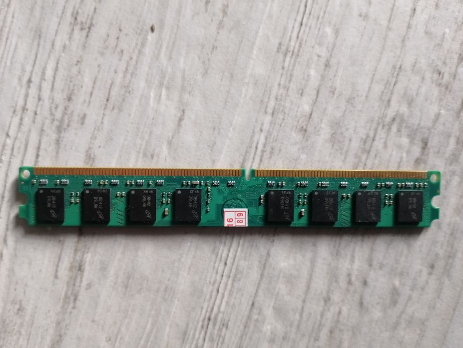 Оперативна пам'ять 2гб ddr2