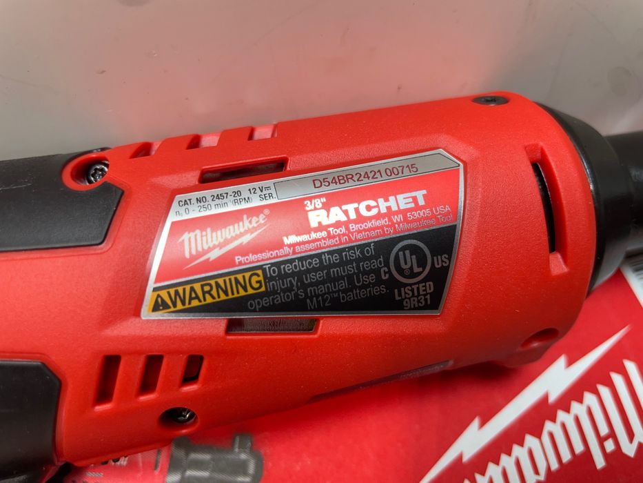 Milwaukee 2457-20 M12 3/8/Кутова аккумуляторна трещітка мілвоке 12в