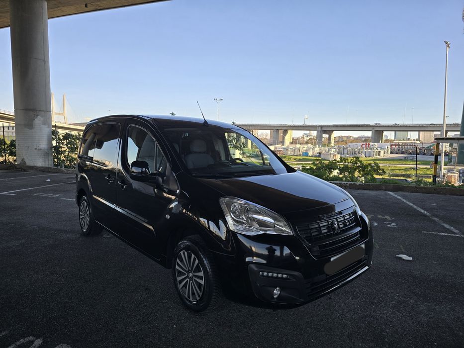 Peugeot partener 1.6HDI 100CV 3 lugares aceito retoma
