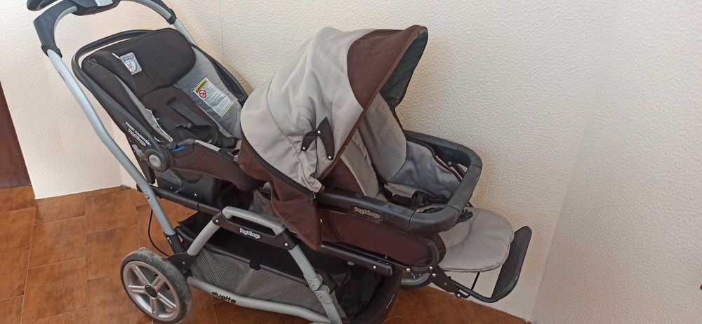 Carrinho bebe para gemeos