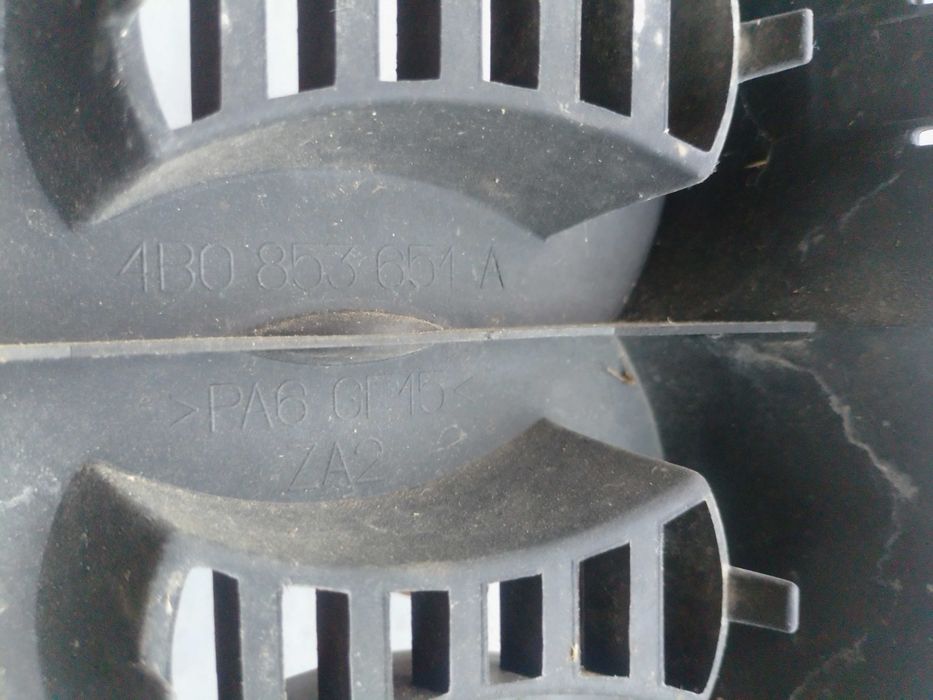 Решітка радіатора для  Audi A6C5