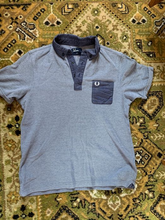 поло Fred Perry.
