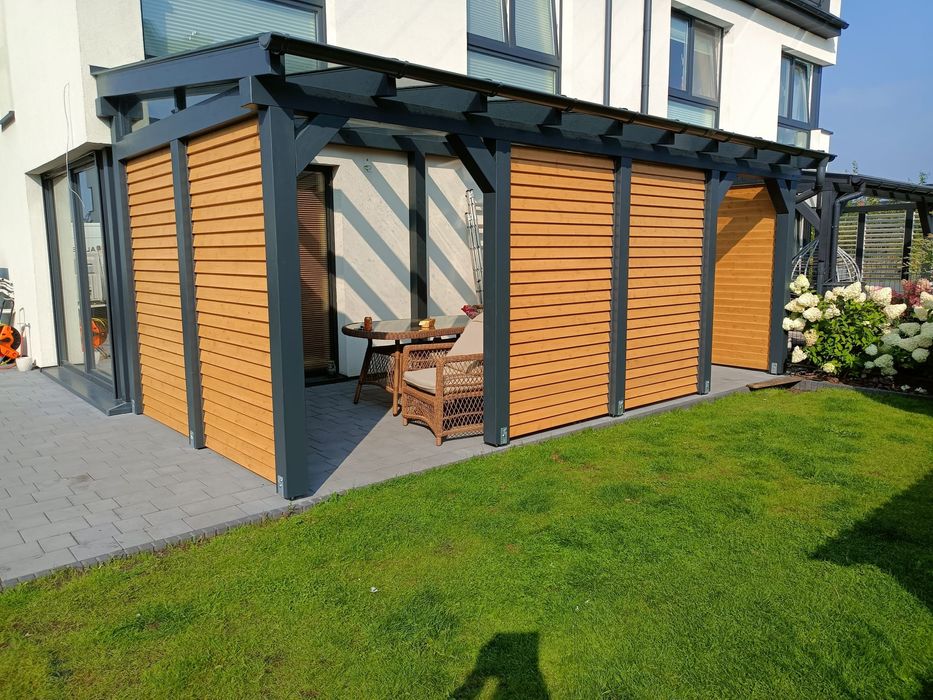 Budowa konstrukcji drewnianych.