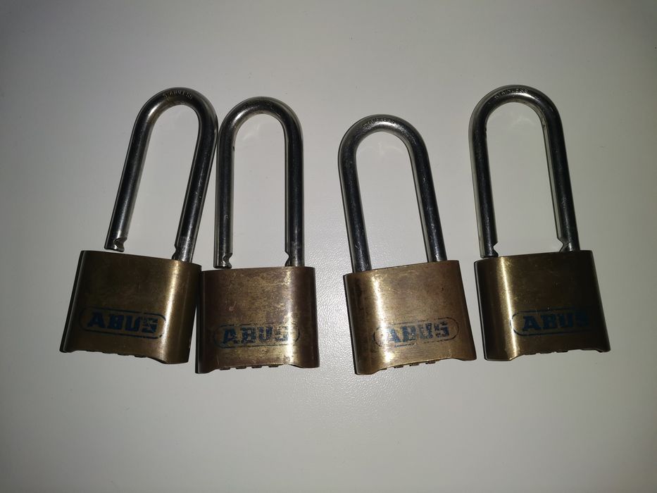 ABUS Навісні замки  є в наявності 4 штуки  б/у робочі в хорошому стані