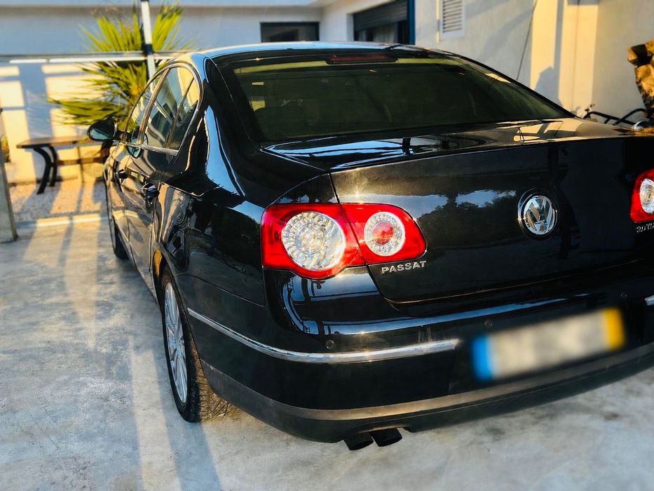 Vw Passat b6 2.0 TDI highline DSG (full extras)