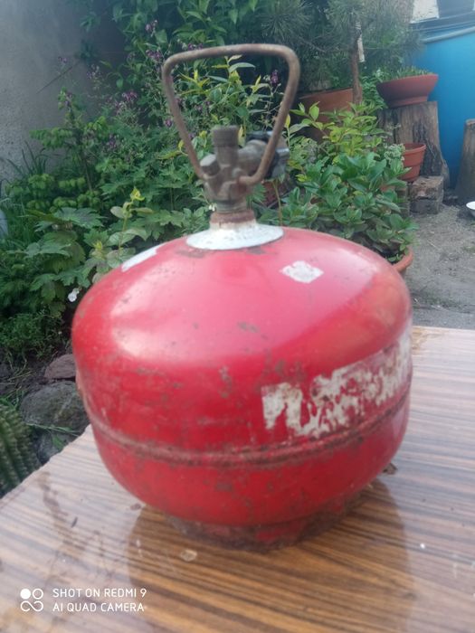 Mała butla gazowa turystyczna