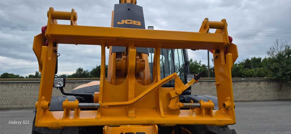 Навантажувач JCB 531-70