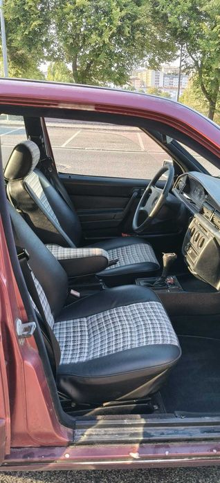 Mercedes 190D 2.0