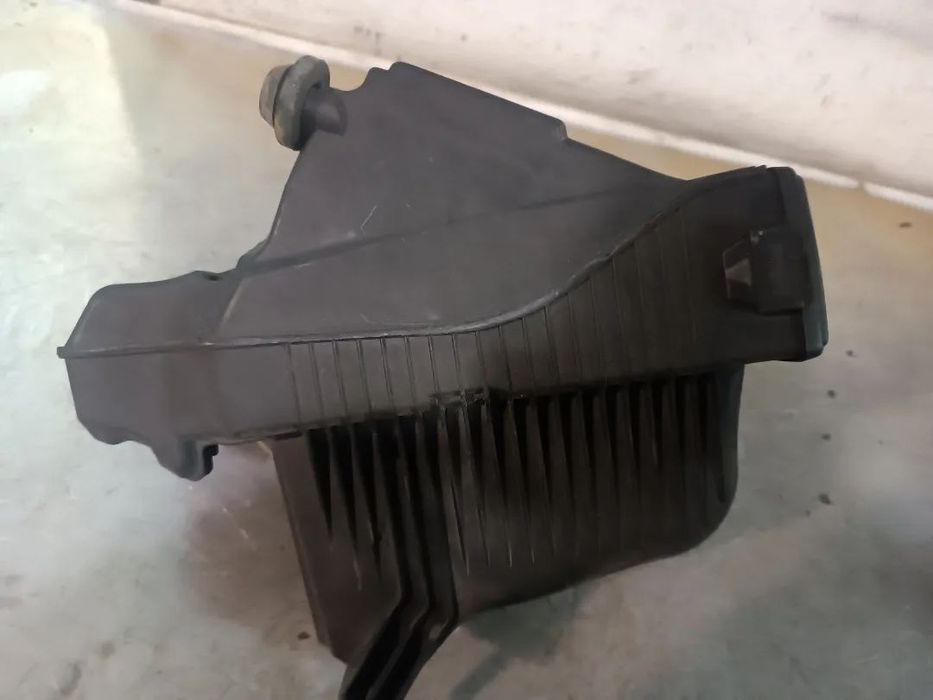 CAIXA DO FILTRO DE AR RENAULT CLIO III 3 1.5DCI 8200725185