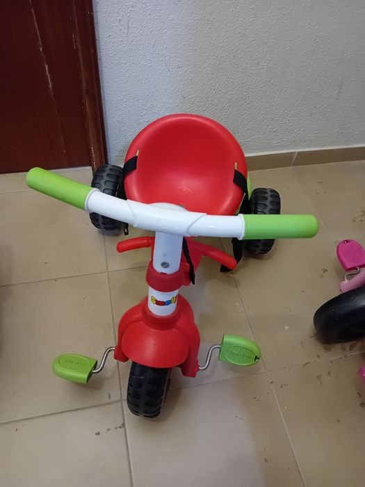 Vendo 2 Triciclos 20euros cada