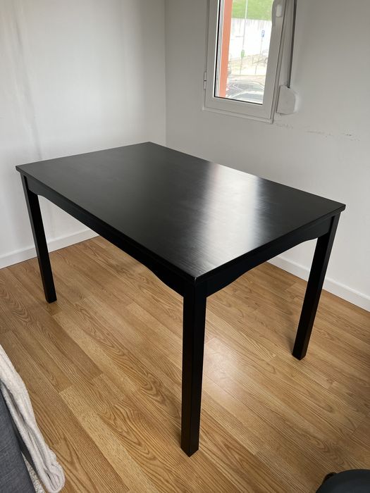 Mesa HÄGERNÄS  como nova