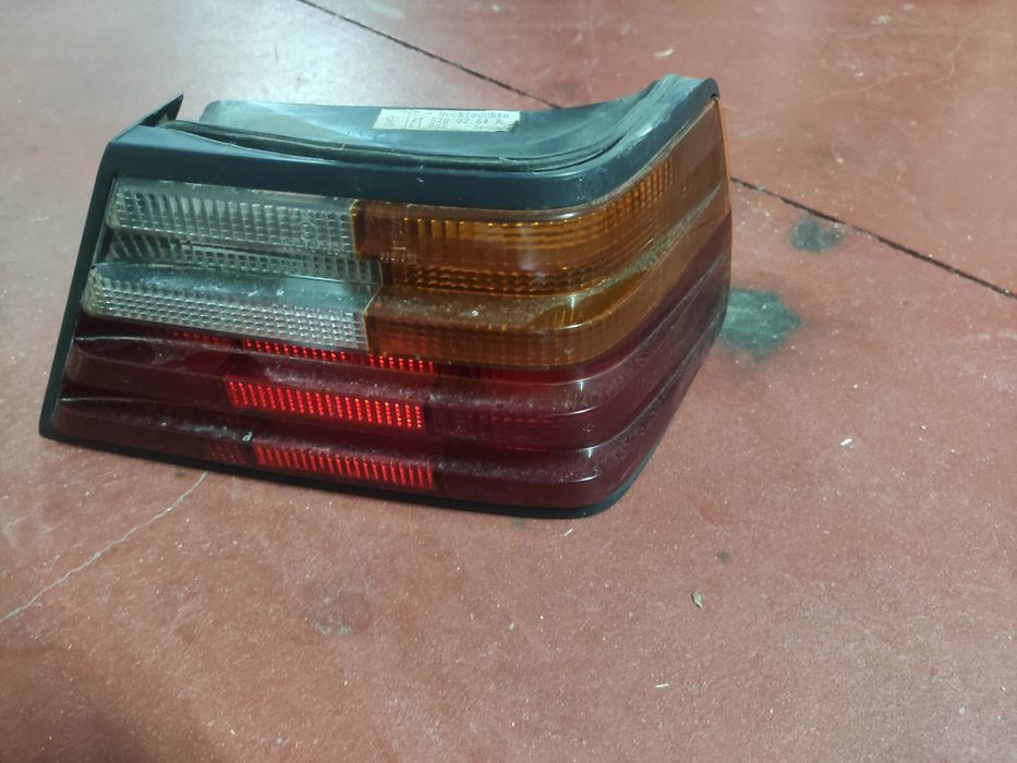 Farolins Mercedes w124