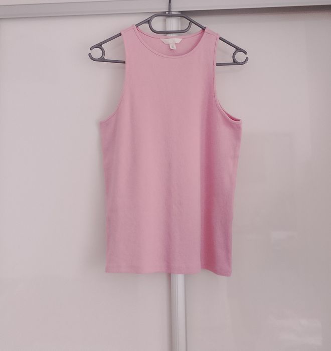 Różowy prążkowany top bawełniany h&m rozmiar L
Długość 59 cm
Szerokość