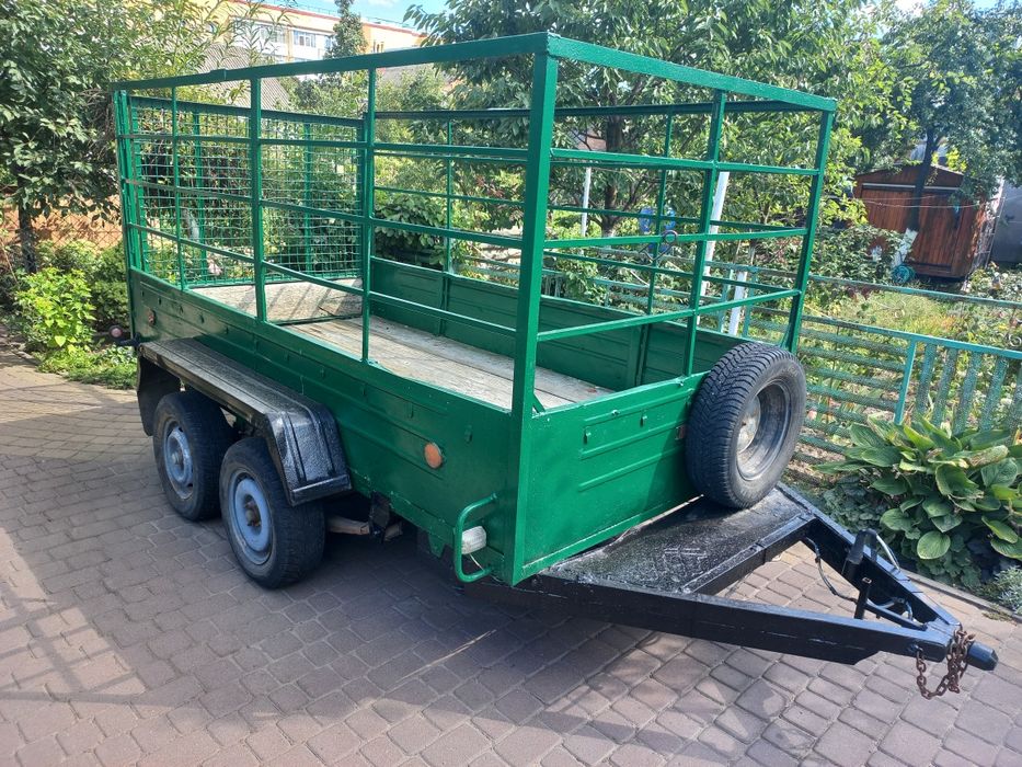 Причіп прицеп  автомобільний двокатковий
