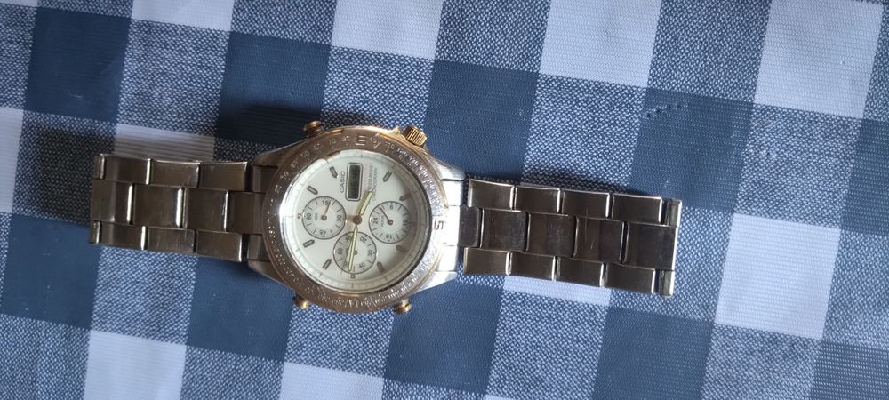 CASIO MWA800 Illuminator cronografo