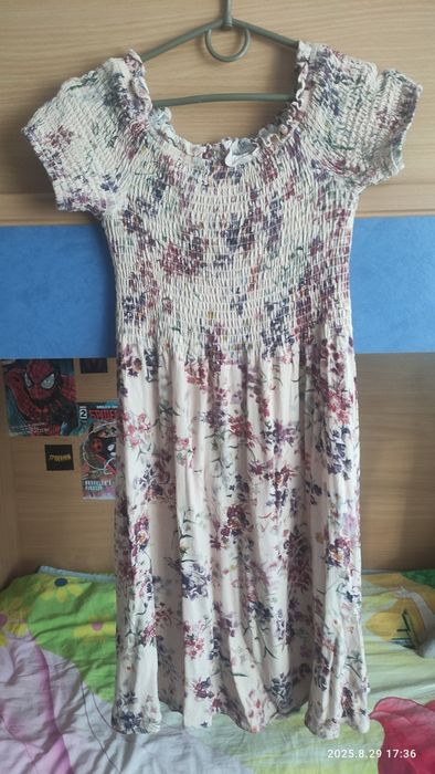 Продам платье на девочку.