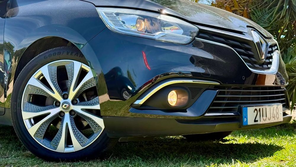 Renault Grand Scénic 1.5 dCi Intens Hybrid Assist SS