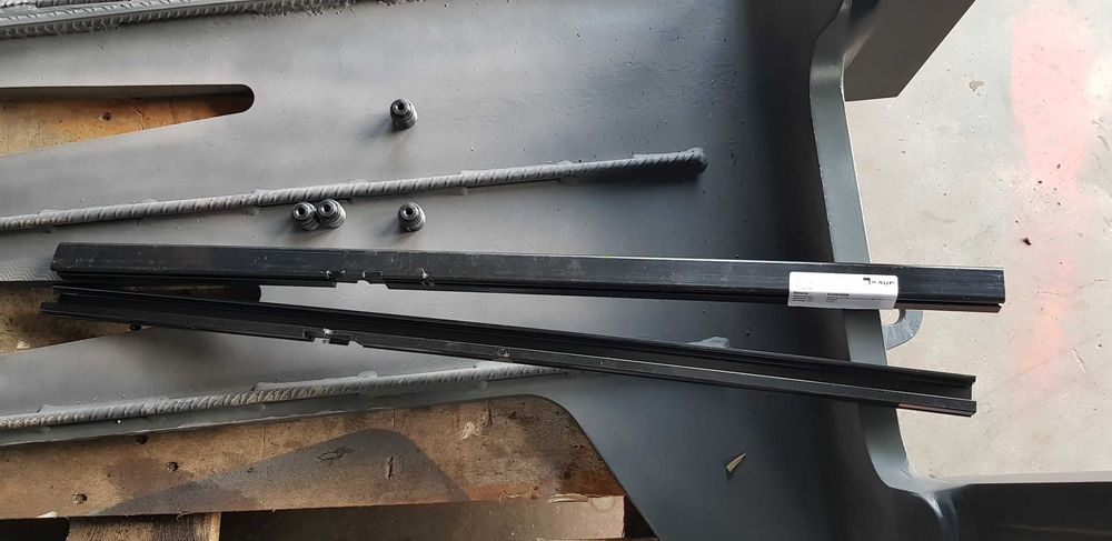 Chwytak do bel makulatury KAUP 2100kg ISO 2A/3A do wózka widłowego