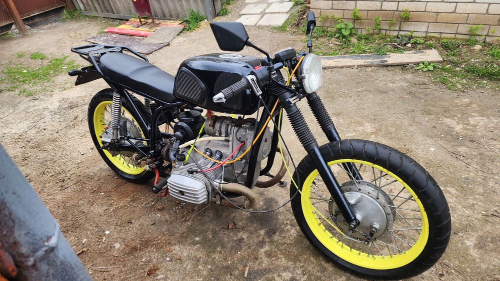 Обменяю Днепр МТ