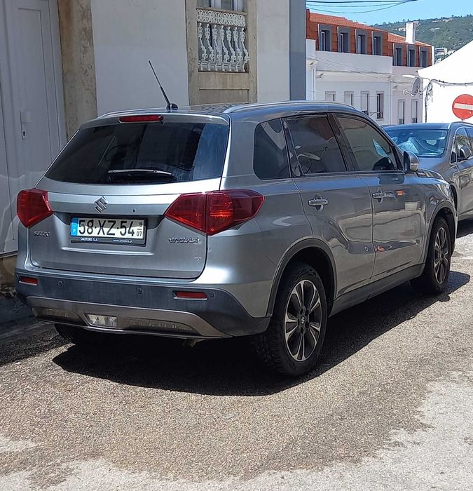 Suzuki Vitara cinza 1.4 Boosterjet de 2019 excelente estado conservação