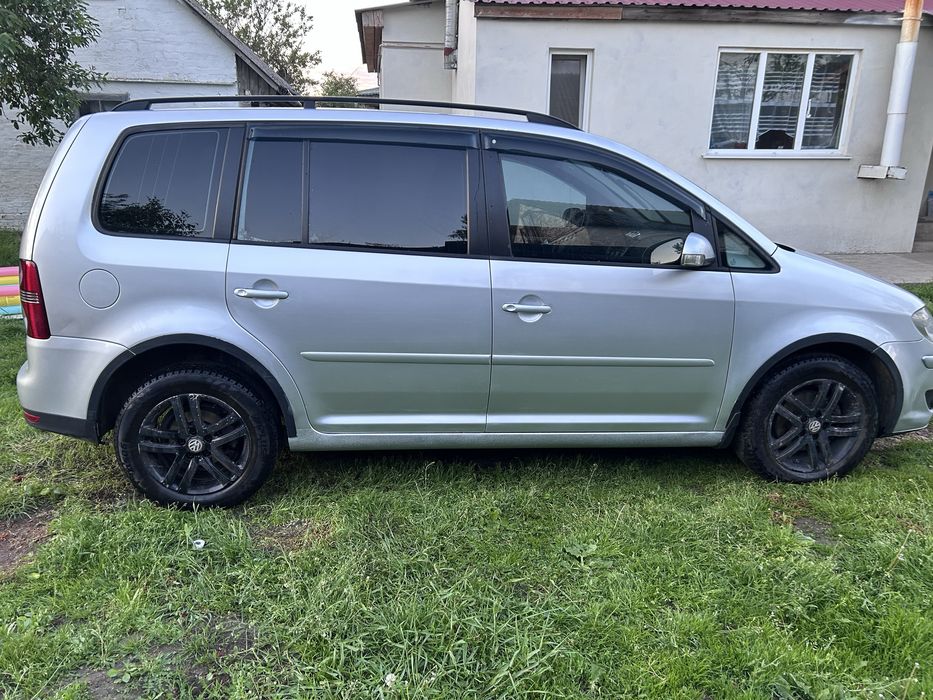Продам VW TOURAN  1.4 tsi