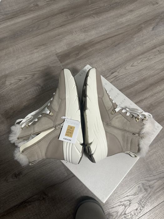 Фірменні зимові ботинки Geox