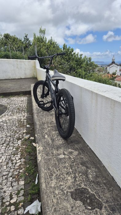 Vende se Bmx impecável