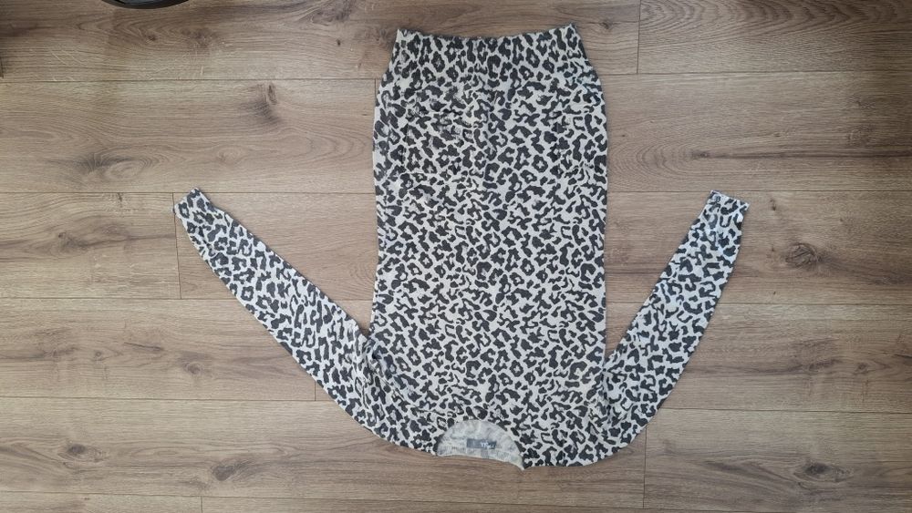 Sweter panterka rozm L