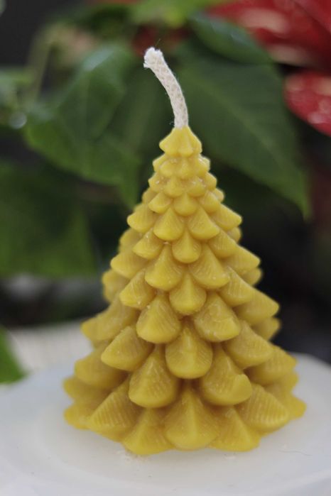 Zestaw Świec z Wosku Pszczelego - Miś i Choinki - Ręcznie Wykonane