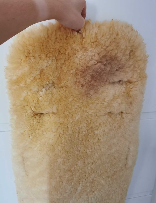 Jagnięca skóra do wozka